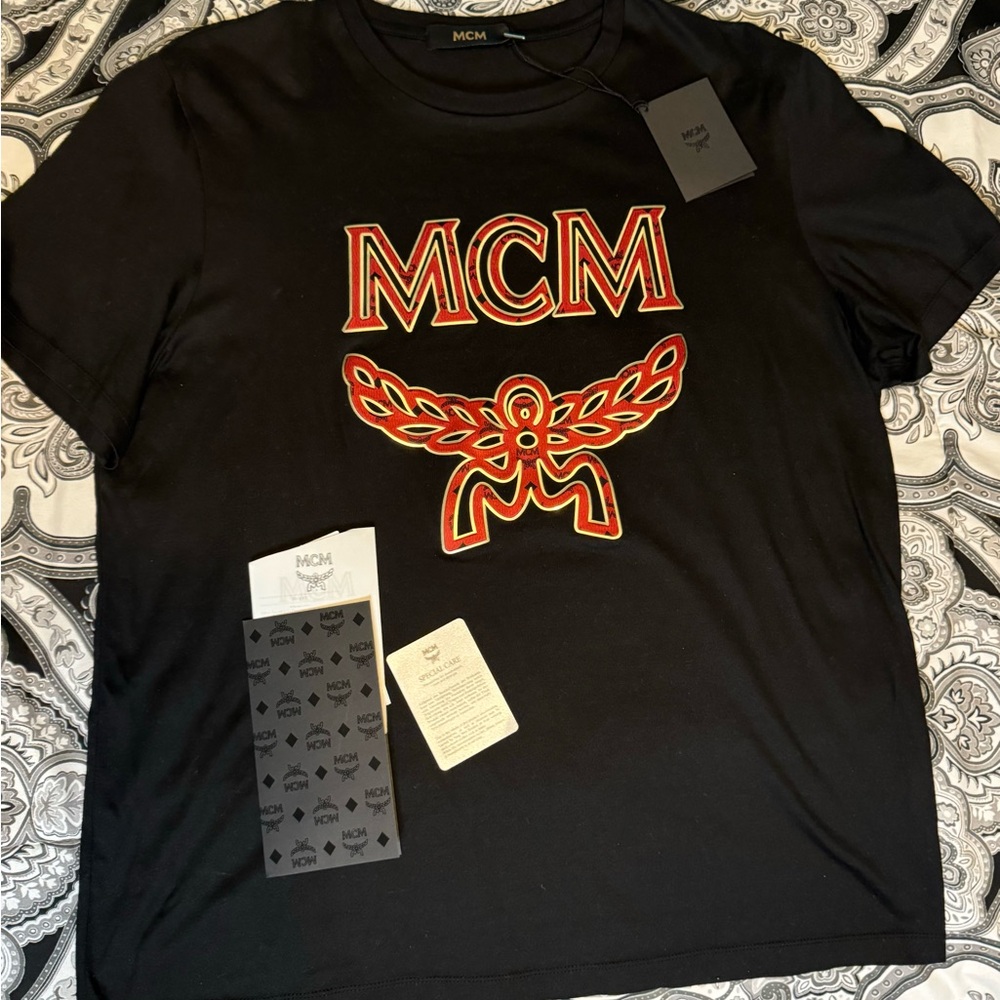 Men’s MCM short sleeve t-shirt. Worn once. Size Large.